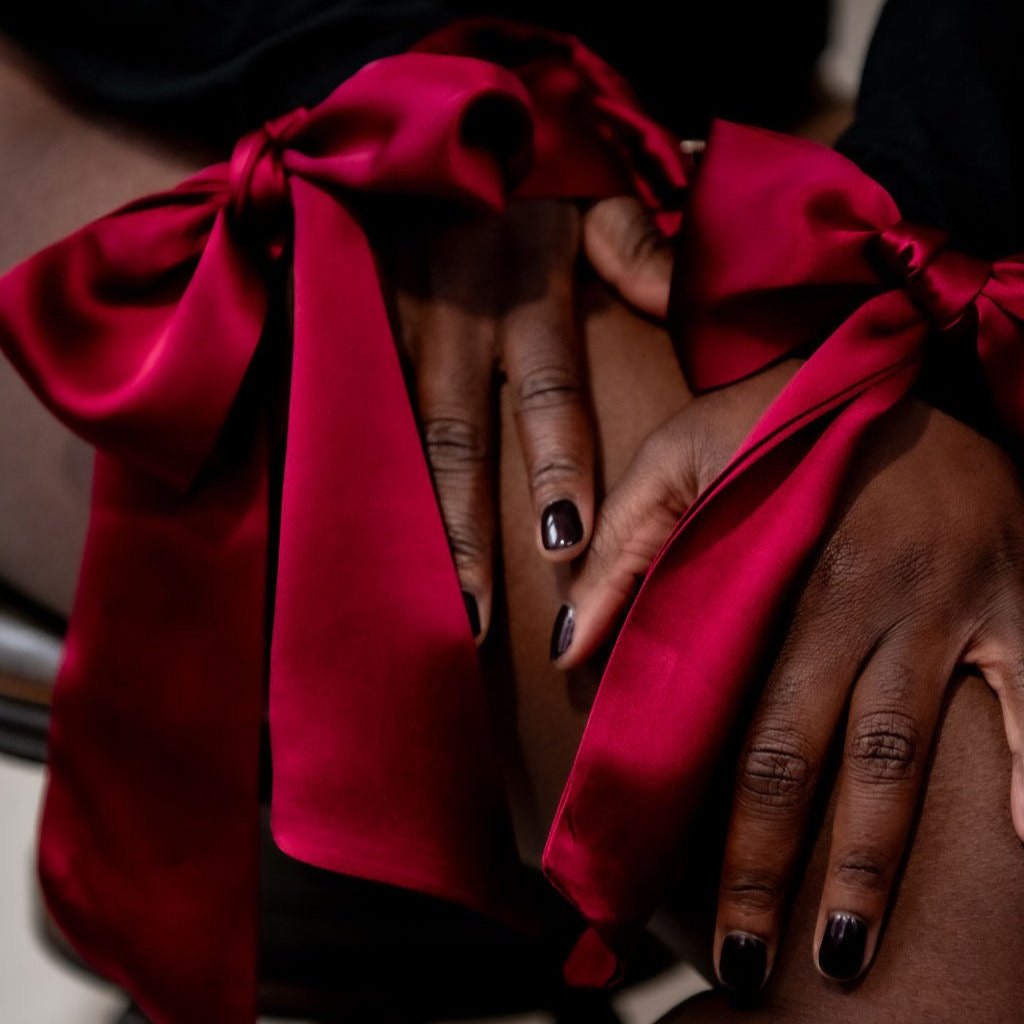 Natural Silk Bondage Ruby Wine Handcuffs